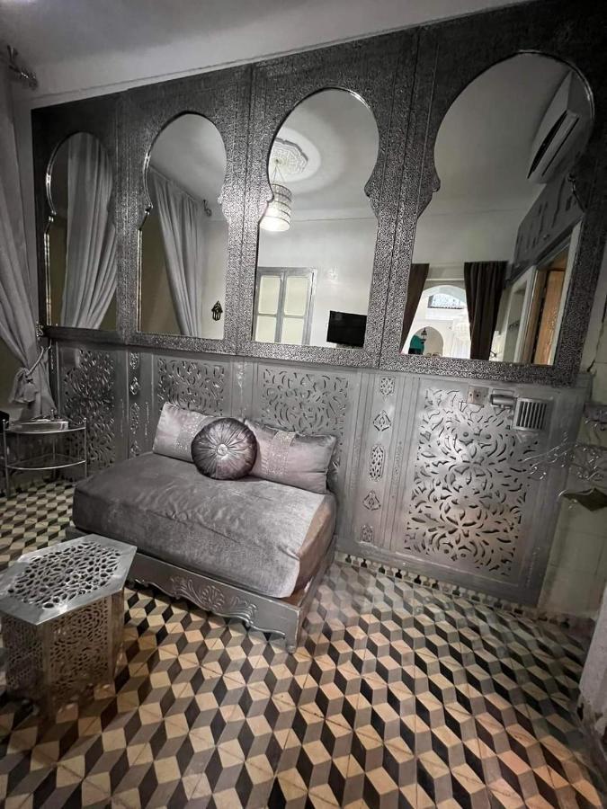 Riad 1001 Couleurs Marrakesh Exterior photo