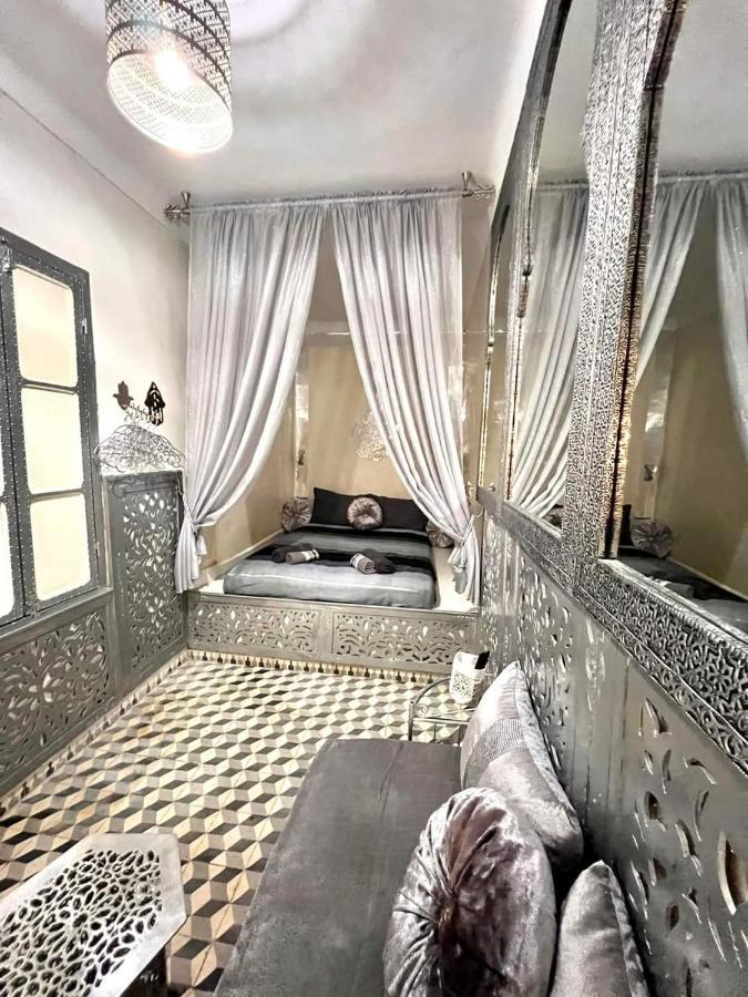 Riad 1001 Couleurs Marrakesh Exterior photo